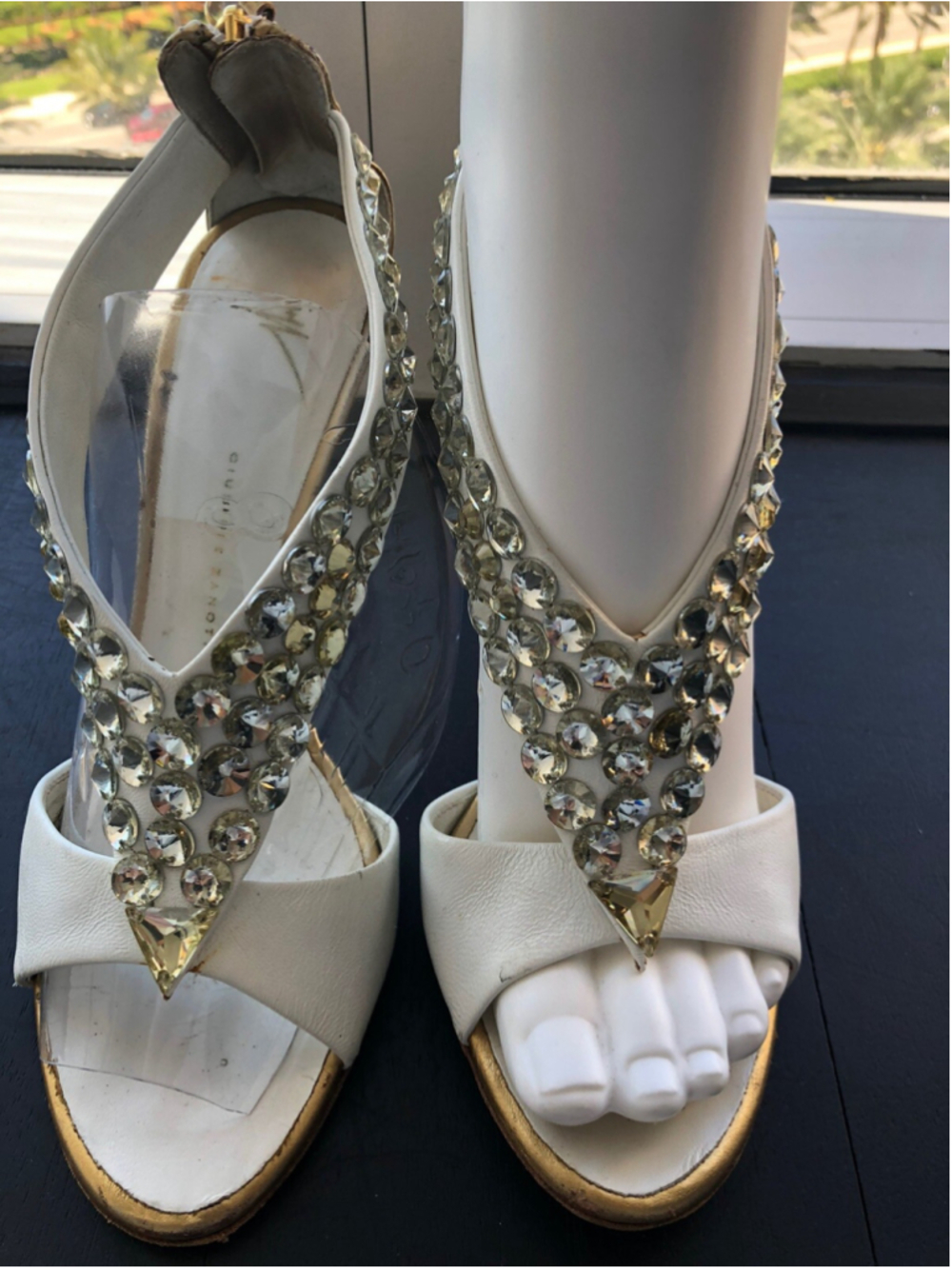 guiseppe zanotti Sandals 7.5 Crystal